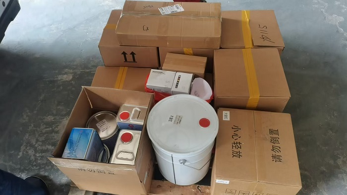 油漆.jpg 油漆.jpg