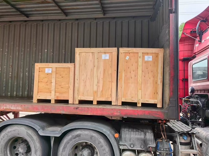 油漆 (2).jpg 油漆 (2).jpg